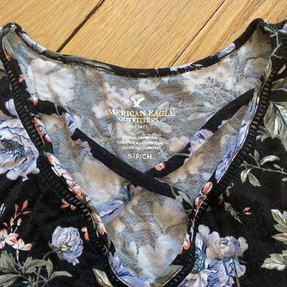 AE tank top - Picture 2 of 3